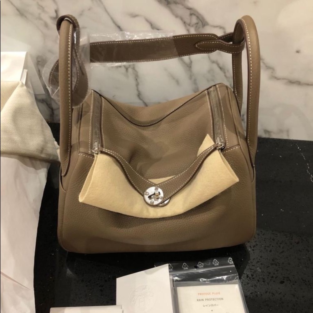 SOLD！ Hermès lindy 30 togo